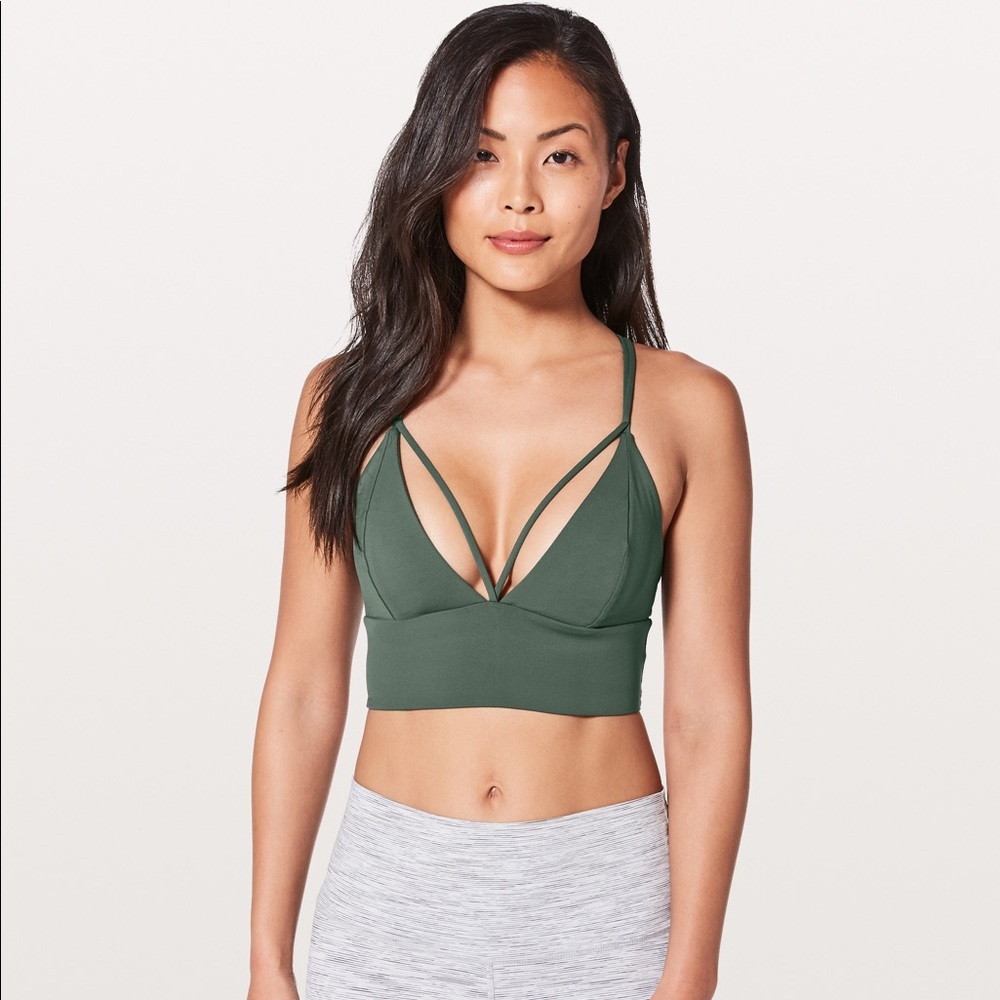 LULULEMON sports bra